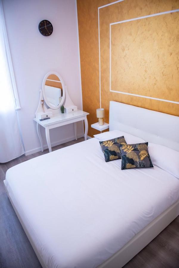 Isabel Apartaments Old Town Padova Exterior photo